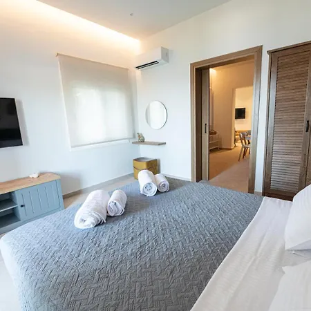 Semiramis Luxury Apartments Poros Town Exterior photo