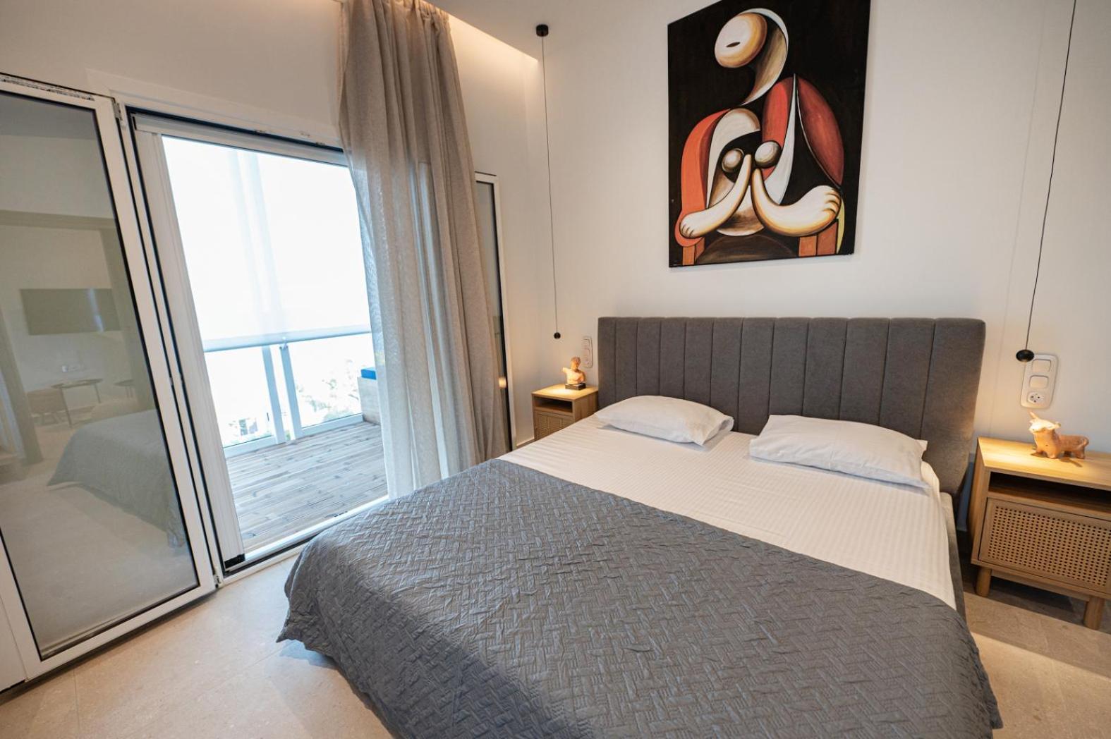 Semiramis Luxury Poros Town