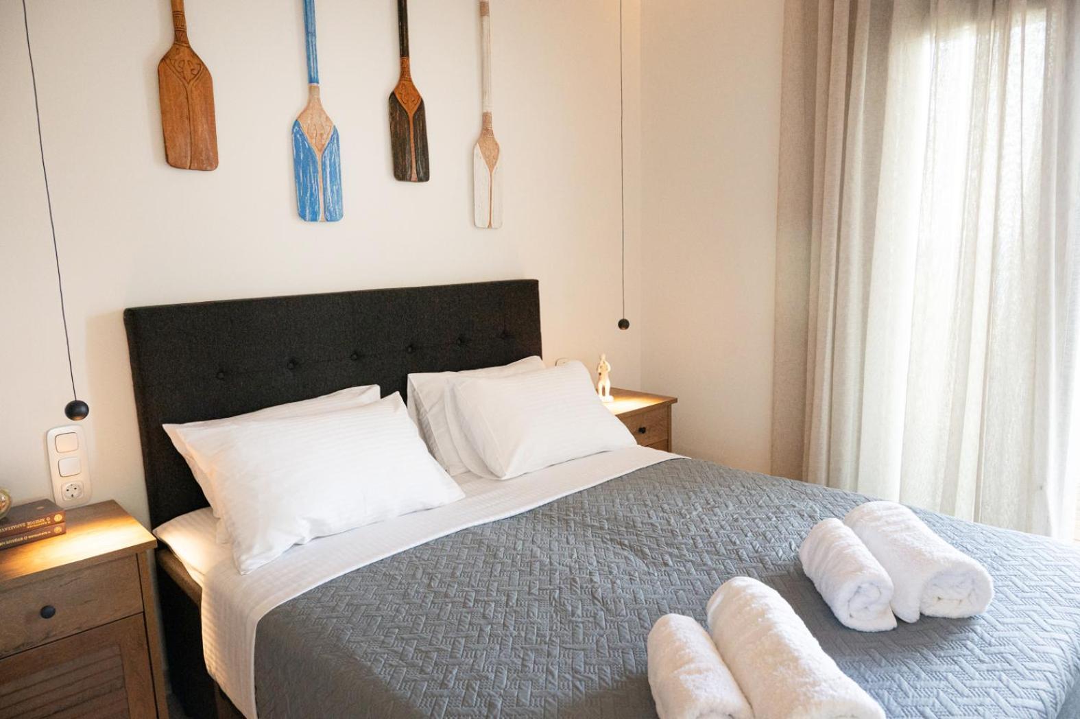Semiramis Luxury Apartment