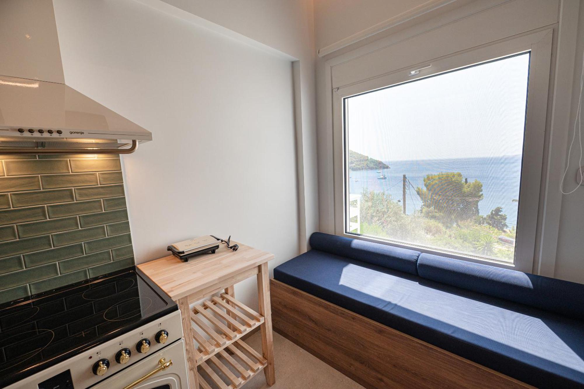 Apartment Semiramis Luxury Poros Town