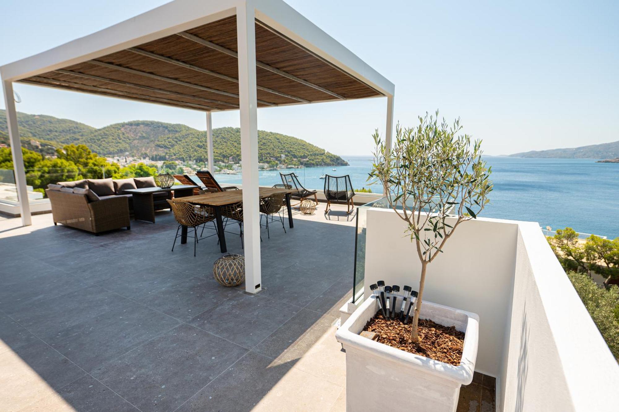 Apartment Semiramis Luxury Poros Town